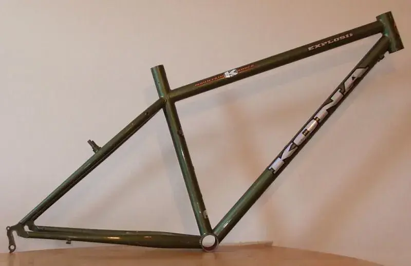 1994 Explosif frame size 16 c-c tt 538mm.webp