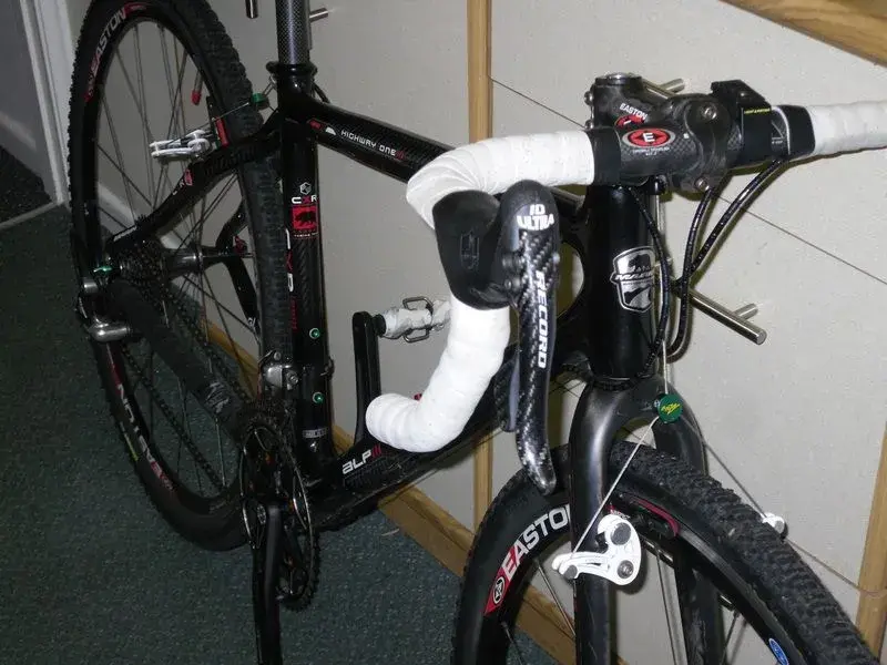 marincrosser2retrobike.webp