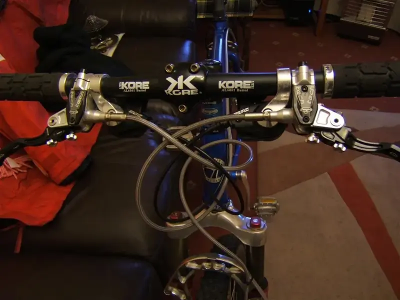 Hope C2 Servicing and replacing the seals 021 (Large).webp