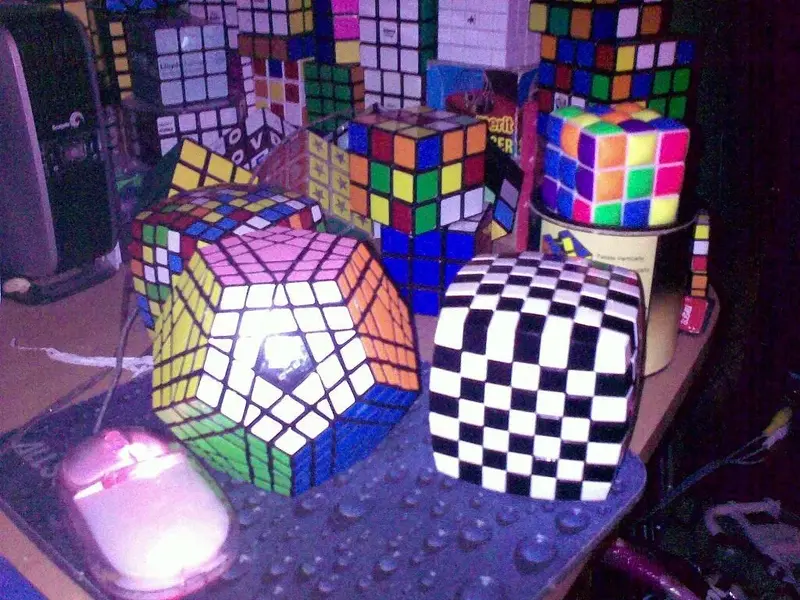 28122009458.webp