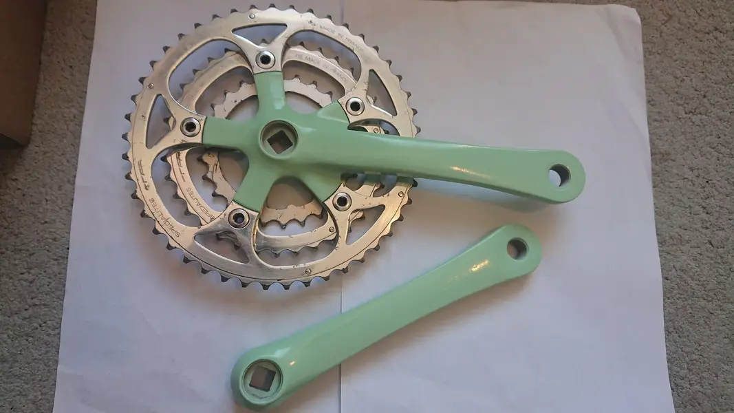 M900 cranks - restored.webp