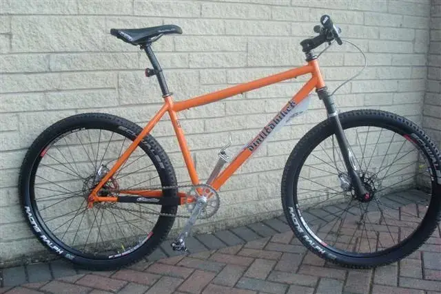 Dialledbikes Love Hate SS 002 (Small).webp