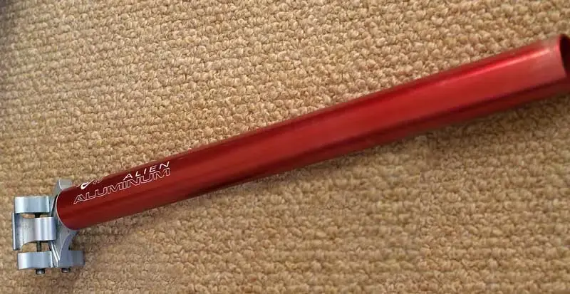 Alien-Seatpost-26.8-x-350mm.webp