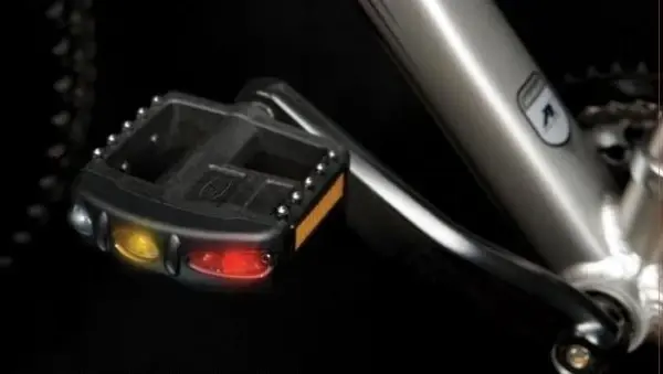 pedalite-pedal-with-studs-600x339.webp