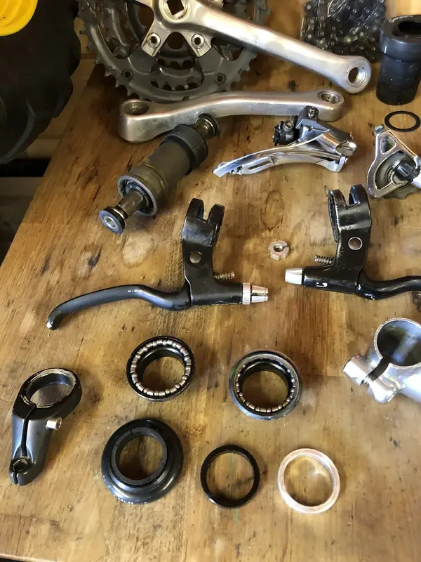 For Sale - Joblot of drivetrain components to build a bike plus nice ...