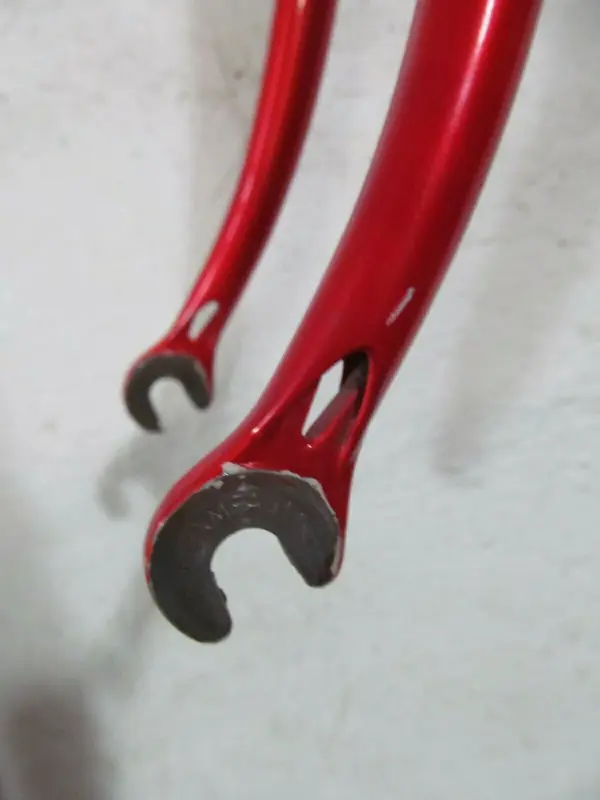 Rivola 10 telaio rosso porta catena columbus (10).webp