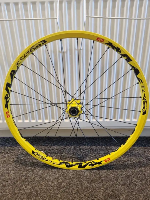 For Sale - Mavic deemax 26