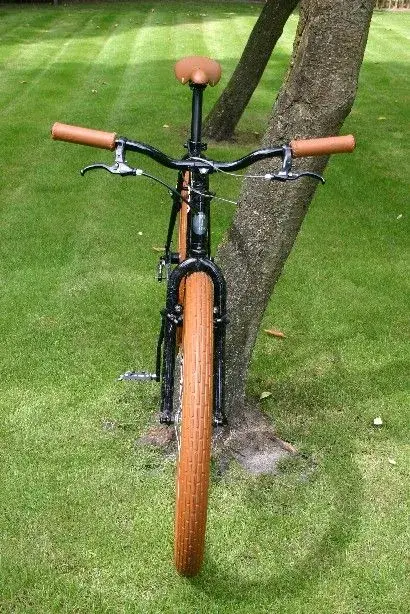 Trek ss2.webp