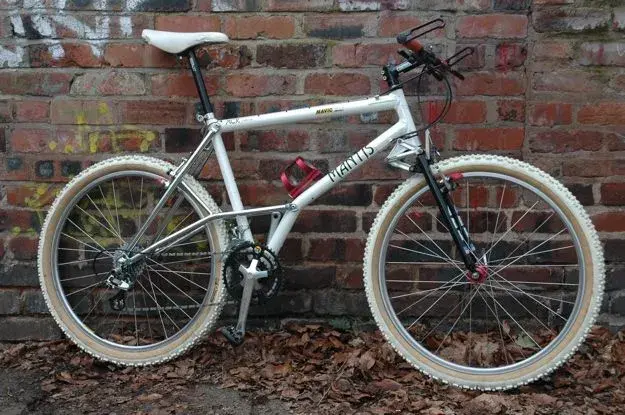 Mantis XCR.webp