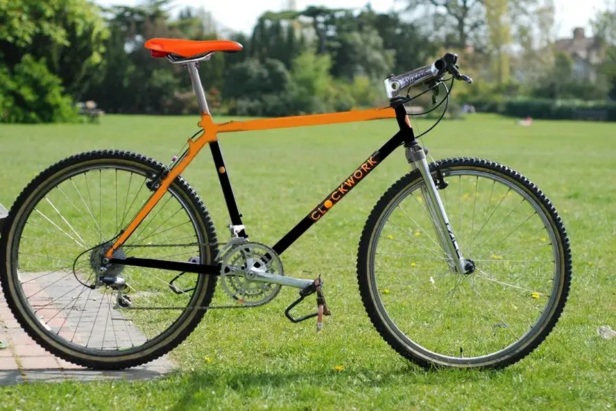 Orange_Clockwork_2a.jpg