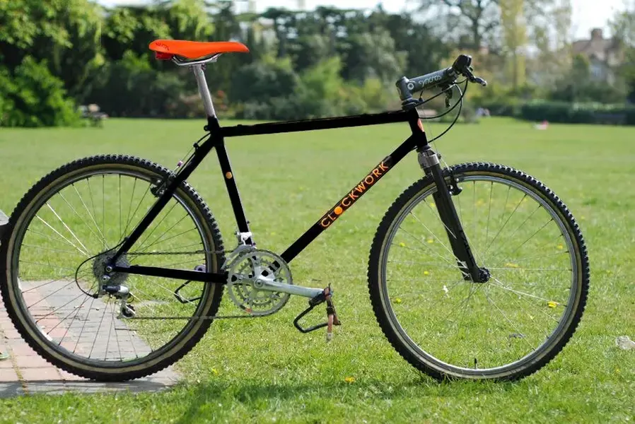 Orange_Clockwork_2h.webp
