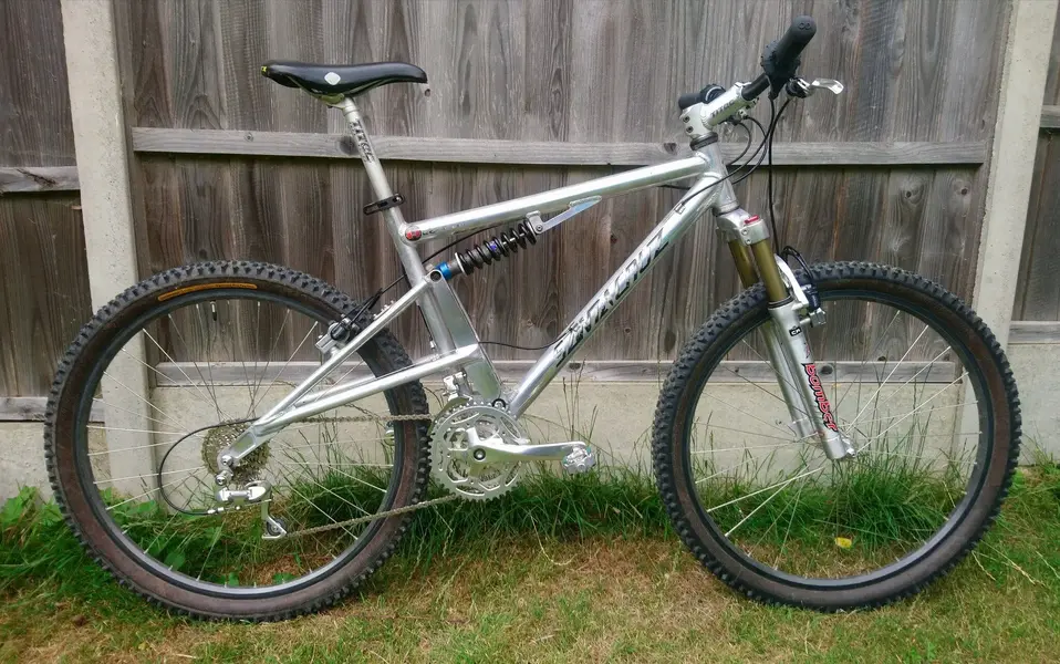 96 Santa Cruz Heckler | Retrobike
