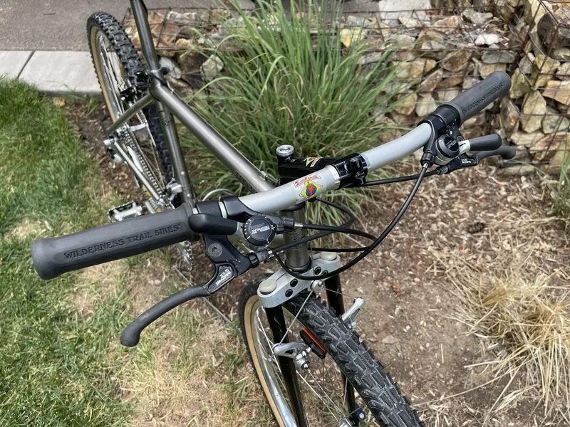 88 Merlin salsa stem-bar.webp