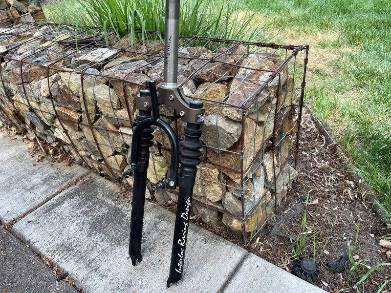 IRD suspension fork 1990.webp