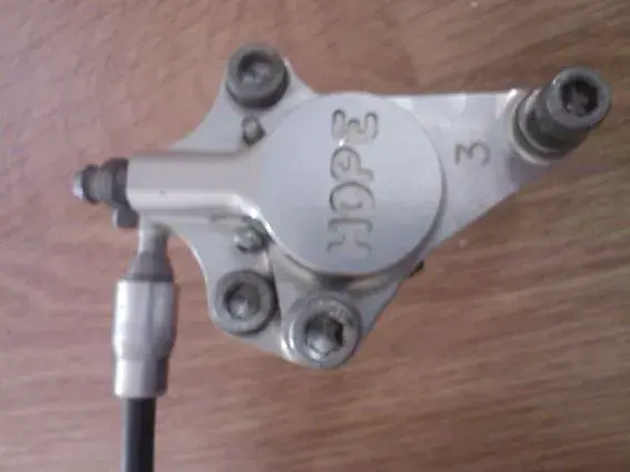front caliper c2.webp