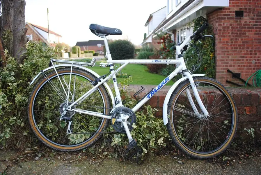 1991 GT Talera.webp