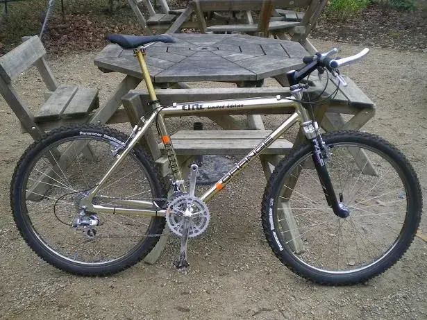orange aluminium elite, limited edition.webp