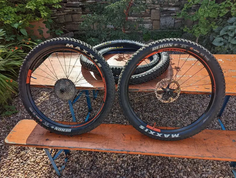 For Sale Syncros 27.5plus wheelset Retrobike