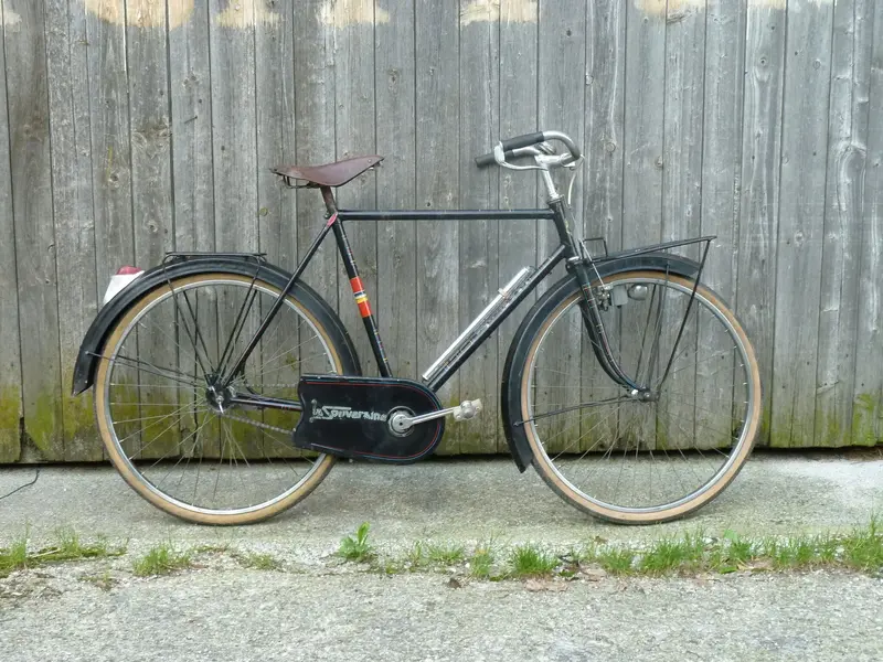 La Souveraine 1950s 1.webp
