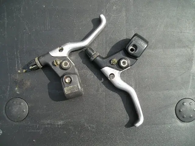 Deore DX levers 002.webp