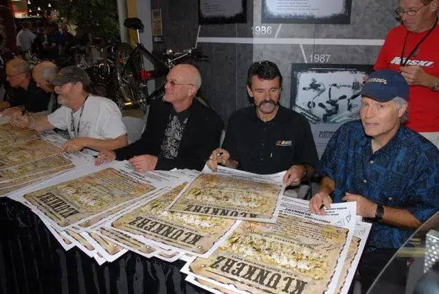 Poster_signing1.webp
