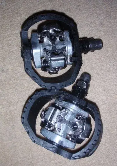 PD-M424 pedals.webp