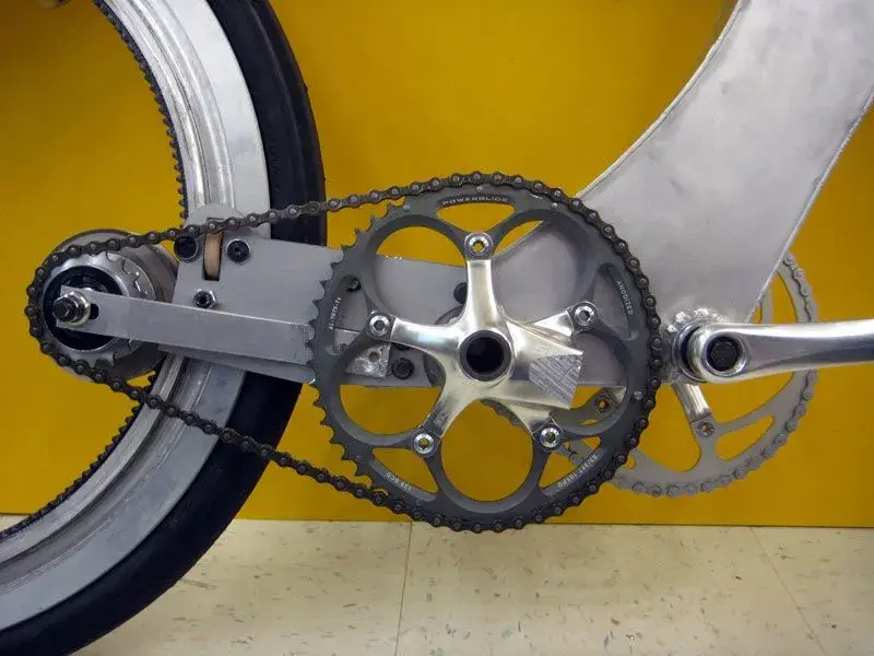 yale-hubless-spokeless-bicycle3.webp