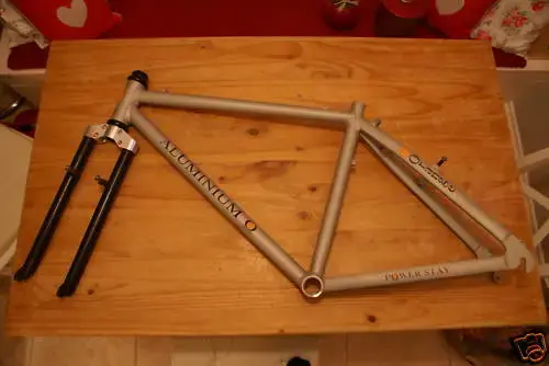 1991 or so Aluminium O frame size 19 NOS £132.webp