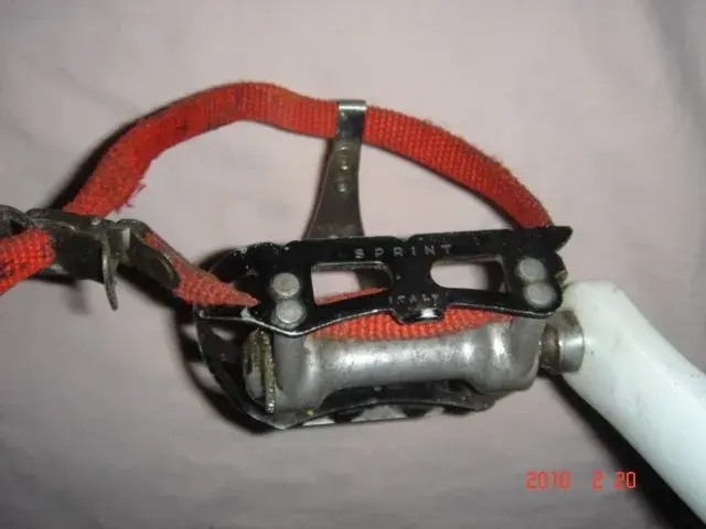 Pedals 003.webp