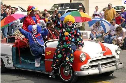 clown-car.webp