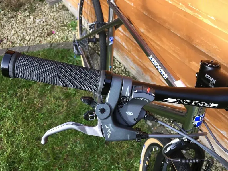 GT Xizang XTR shifters.webp