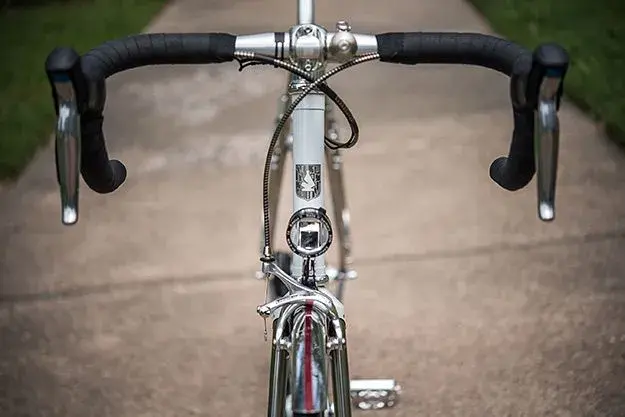bishop-bikes-di2-commuter-2.webp