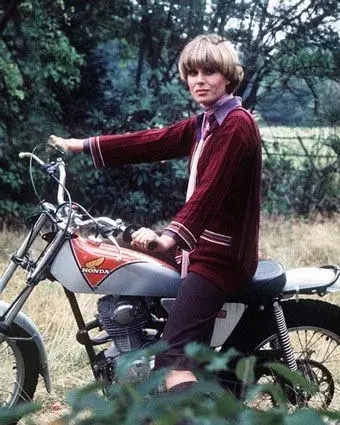 24b447d60cf5e46cc809dfd5003509fd--motorcycle-style-women-motorcycle.webp