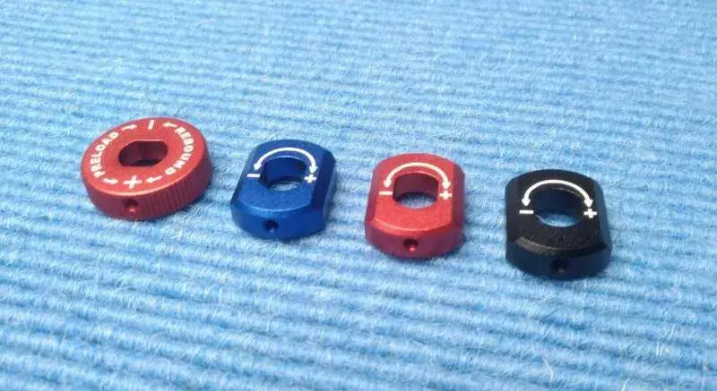 4 knobs in a row 800px.webp