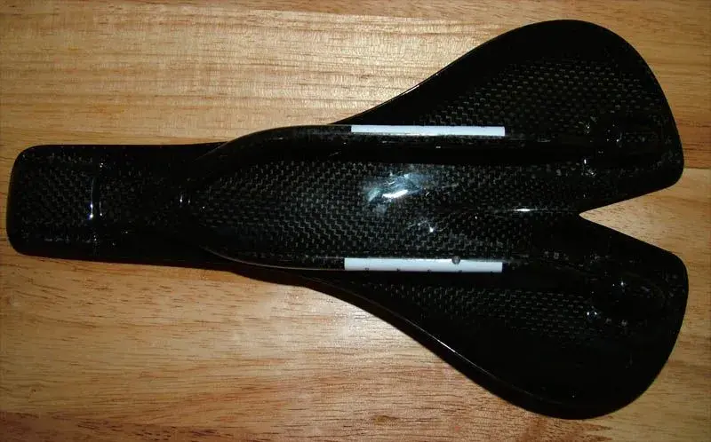 carbon saddle7.webp