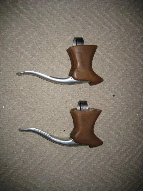 Dia Compe Levers 001.webp