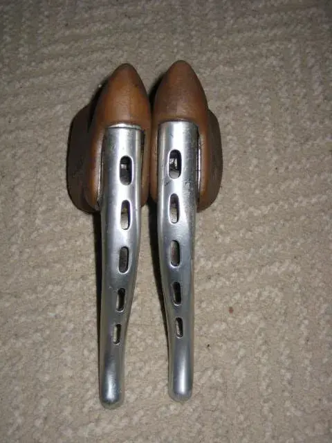 Dia Compe Levers.webp