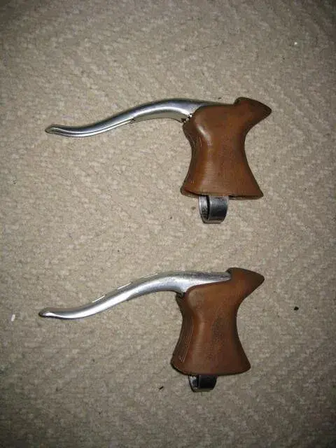 Dia Compe Levers 002.webp
