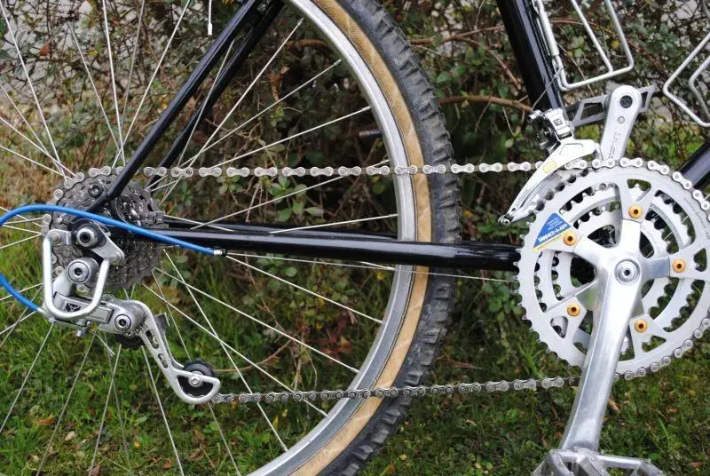 M700 worlds worst shifter winner 2010 and shimano cage.webp