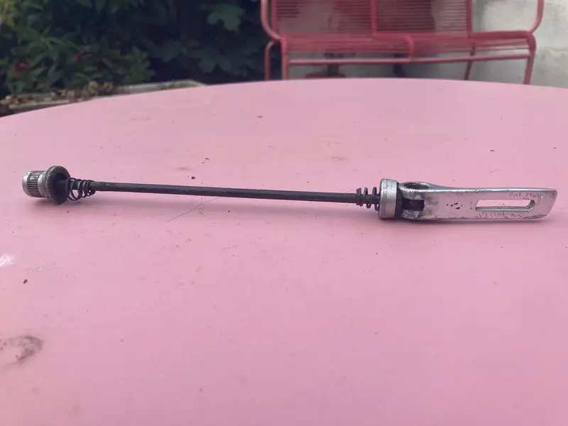rear skewer.jpg
