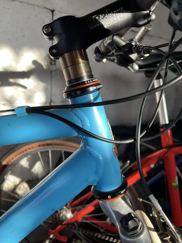 Raleigh M-Trax 350 Headset.webp