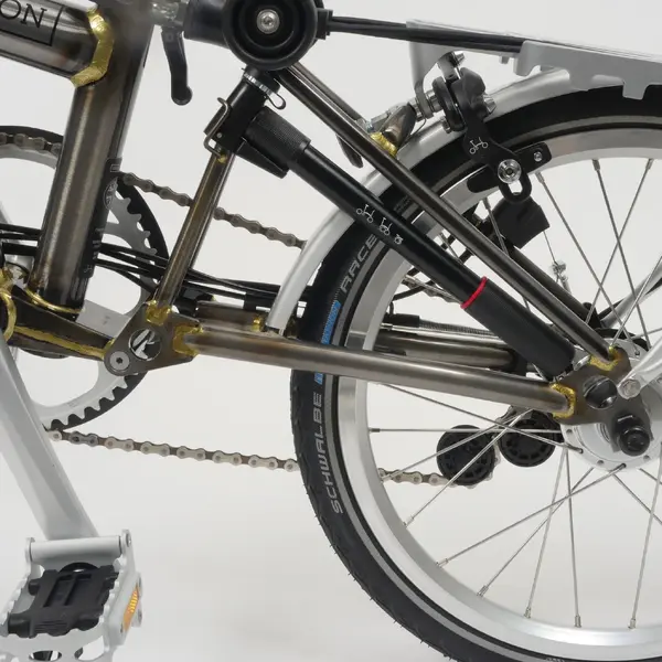 21-brompton-h6rd-raw-lacquer-klapprad-detail_0.webp