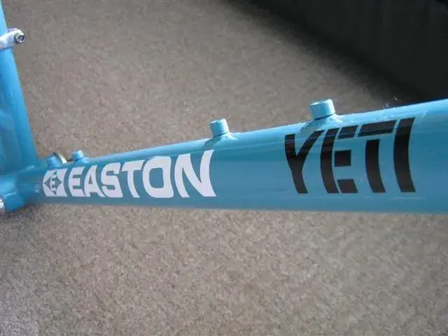 yeti (Small).webp