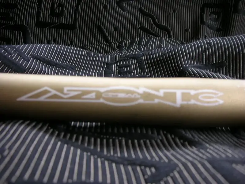 Azonic2.webp