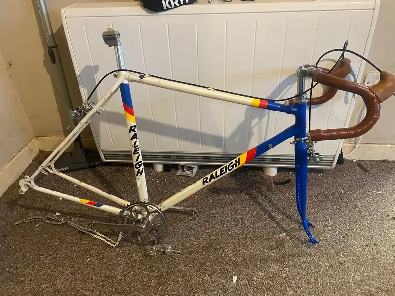Frame for sale.webp Frame for sale.webp