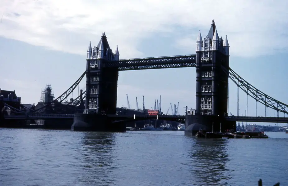 London 50s7.webp