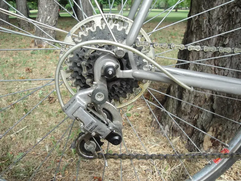 Motobecane Mirage 8 5.jpg