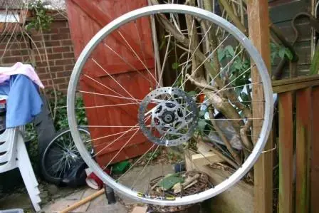 Silver wheel 1.webp