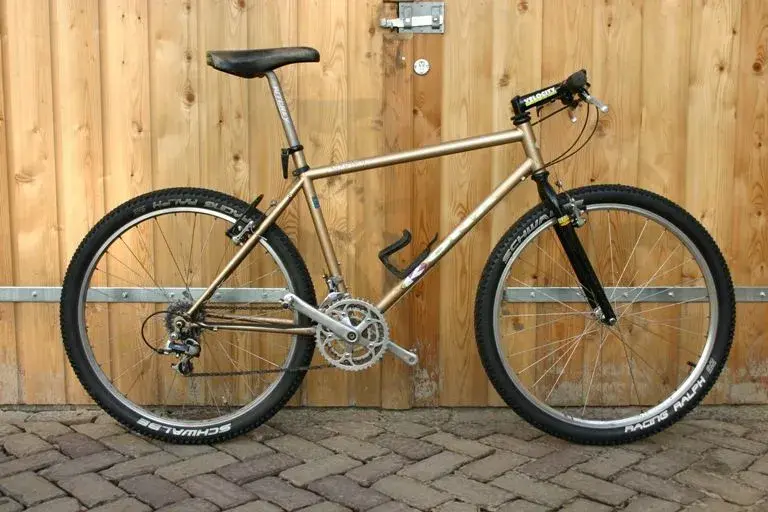1992 Explosif size 18 w Racing Ralphs.webp