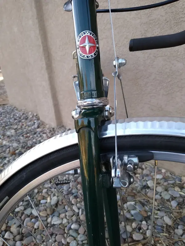 SCHWINN VOYAGEUR 19863.jpg